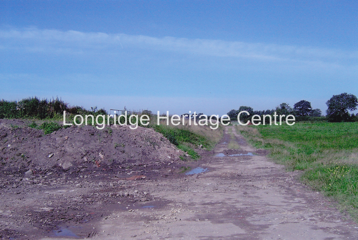 922C - Longridge Town F.C. - Building of Club House - 2010